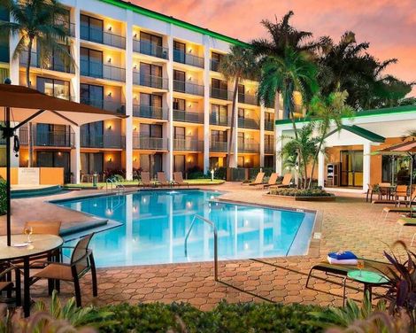 Courtyard Fort Lauderdale East-1