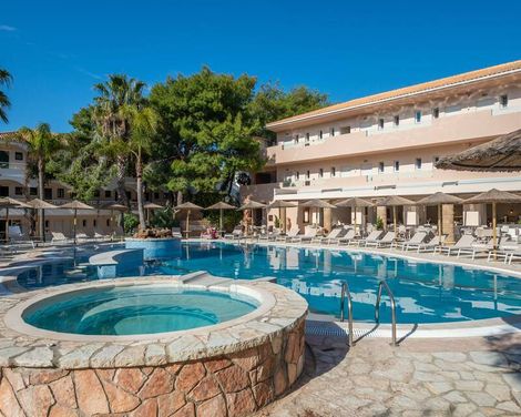 Hotel Vasilikos Beach