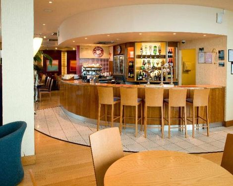 Premier Inn London Wimbledon South
