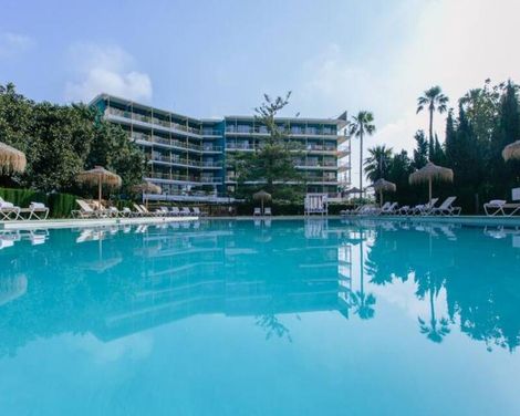 Hotel Almirante
