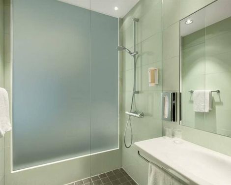 Super 8 by Wyndham Dresden