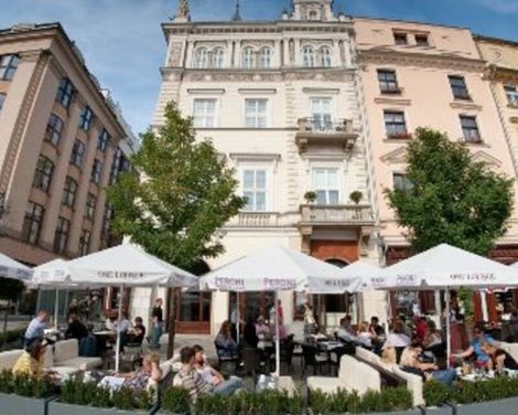 The Bonerowski Palace-1