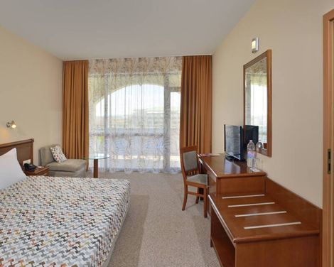Sol Nessebar Resort