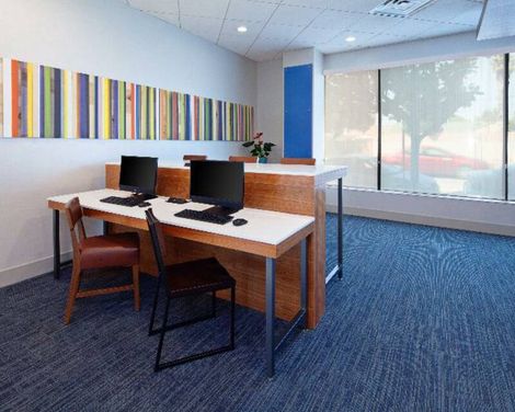 Holiday Inn Express Los Angeles LAX Airport
