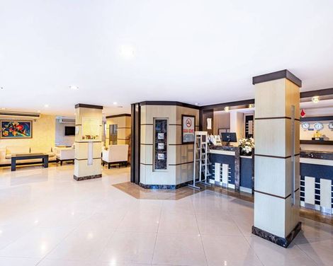 Viking Nona Beach Hotel
