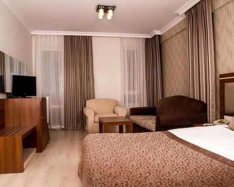 The Corner Park Hotel-3