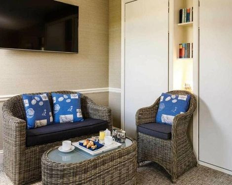 Golden Sands Hotel