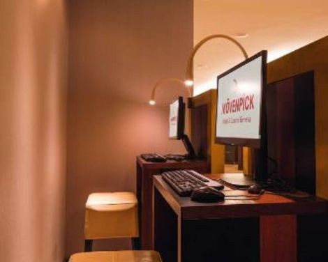 Mövenpick Hotel Geneva-3