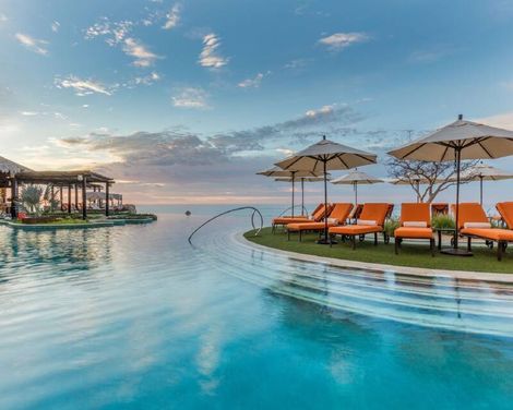 Grand Solmar Land's End Resort & Spa
