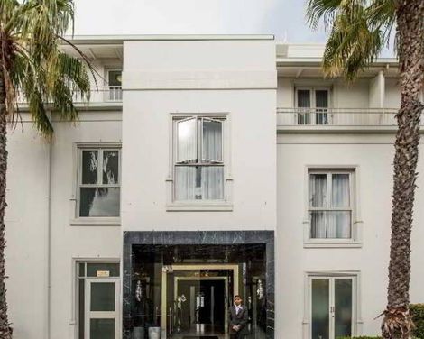 Queen Victoria Hotel