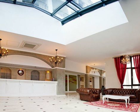 White Rock Castle Suite Hotel