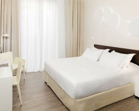 H10 Port Vell