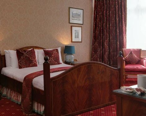 Best Western Plus Grim’s Dyke Hotel