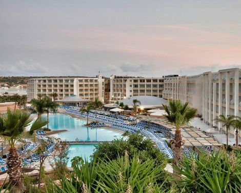 db Seabank Resort & Spa