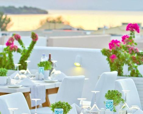 Alea Hotel & Suites
