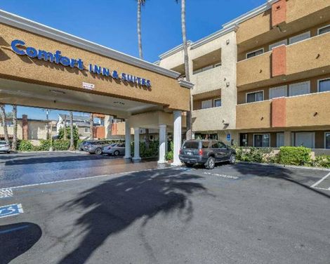 Comfort Inn & Suites Huntington Beach-2