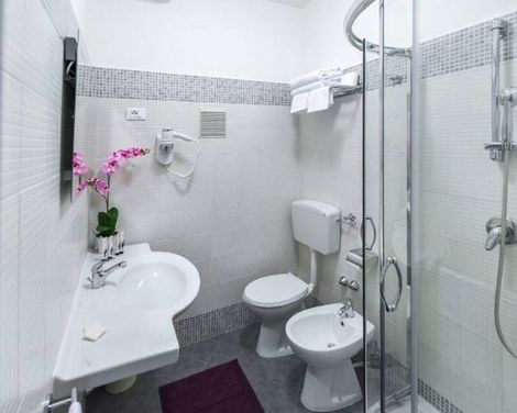 B&B HOTEL Chioggia Airone-0