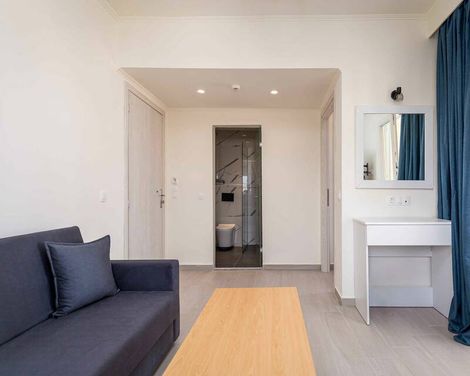 Aqua Luxury Suites