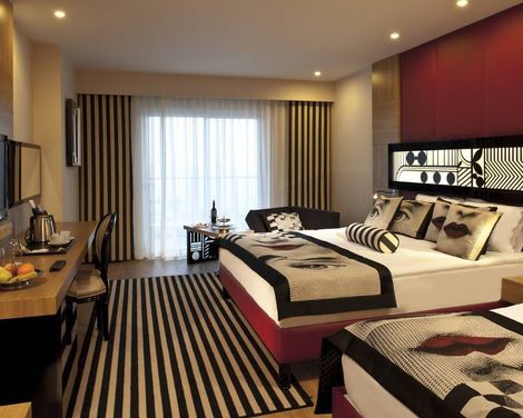 Delphin Imperial Hotel