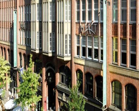Conrad Hamburg-1