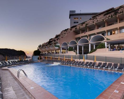 Cala San Miguel Hotel Ibiza, Curio Collection by Hilton inkl. Mietwagen