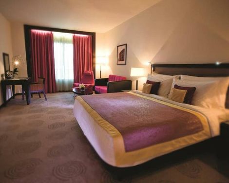 AVANI Deira Dubai Hotel