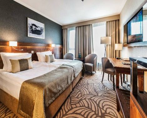 Airport Hotel Okecie-1