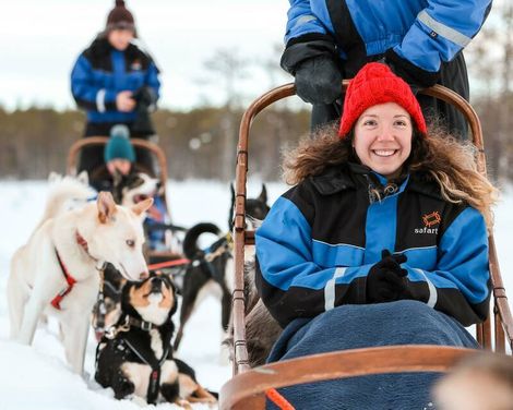 Hotel Ylläsrinne Deluxe incl. Transfer, Husky & Nordlichter Tour