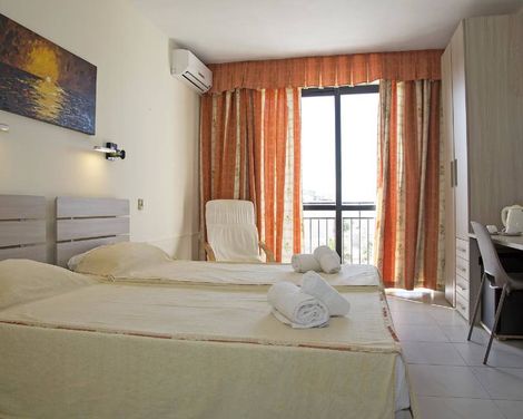 Relax Inn Hotel