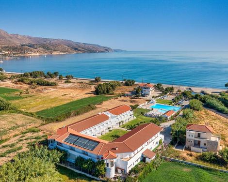 Mrs Chryssana Beach Hotel
