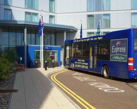 Holiday Inn Express London - Stansted Airport-0