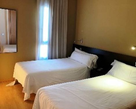 Madrid Airport Suites, Affiliated by Meliá-3