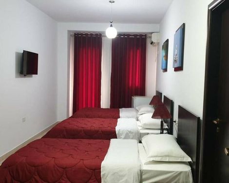 Haris Hotel