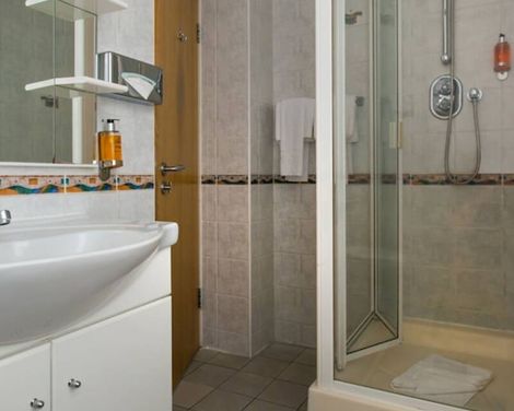 Best Western Buckingham Palace Rd-0