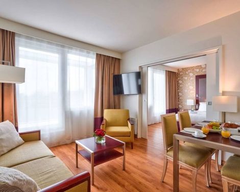 Clarion Paris CDG Airport