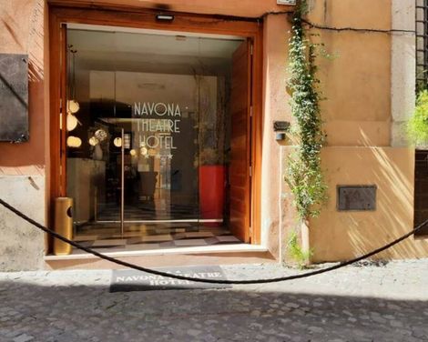 Navona Theatre Hotel