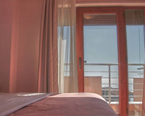 Hotel Nais Beach