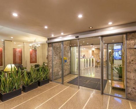 Ilisia Hotel