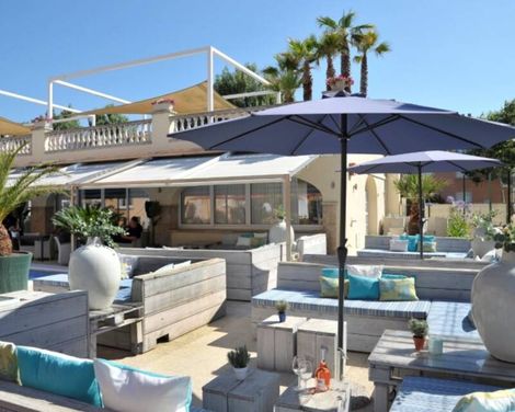 Van der Valk Hotel Barcarola