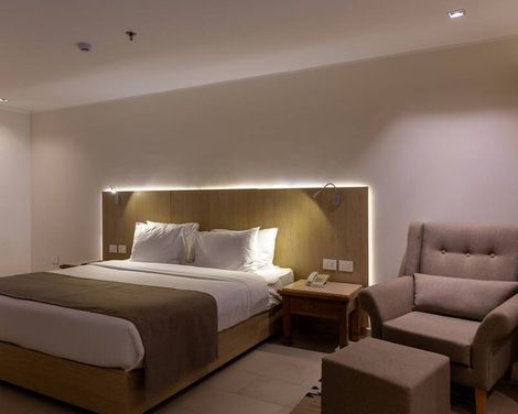 Fort Arabesque - The West Bay