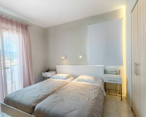 Louvre Hotel