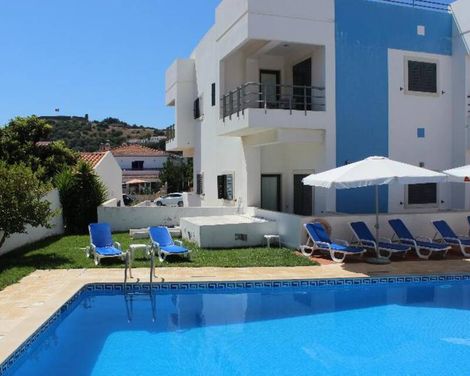 Vicentina Aparthotel