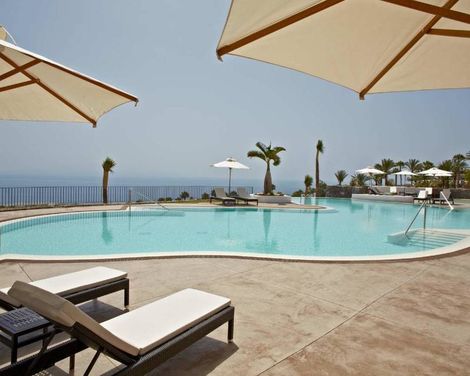 Las Terrazas de Abama Suites