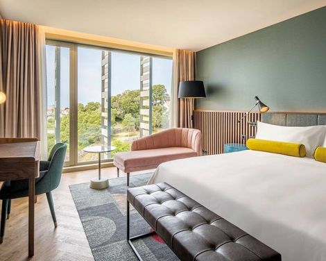 Renaissance Porto Lapa Hotel
