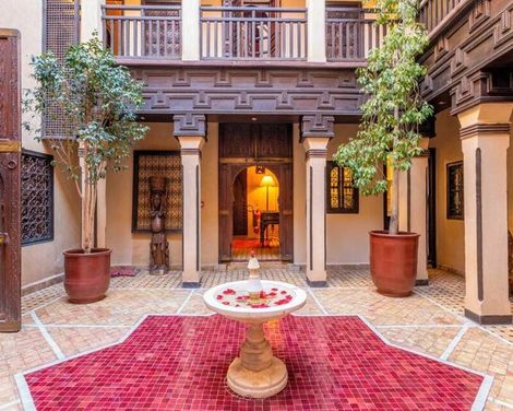 Angsana Riad Tiwaline
