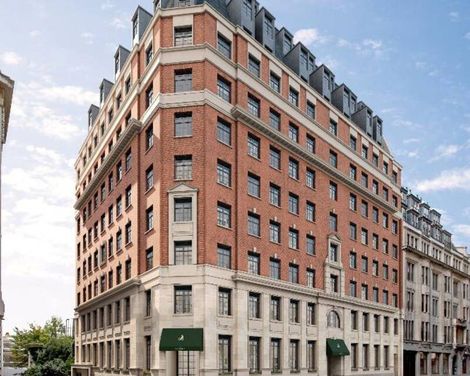 The Derby London City, Curio Collection by Hilton
