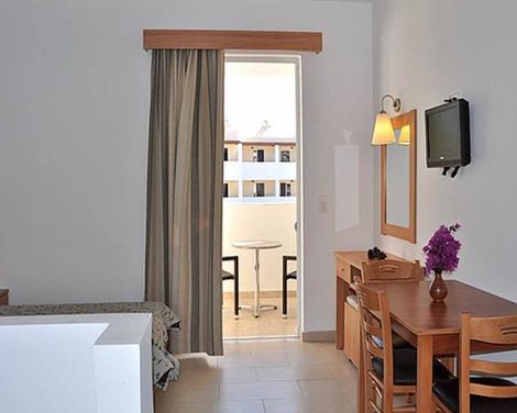 Matina Pefkos ApartHotel-0