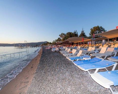 Armas Beach Hotel