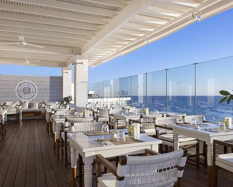 Grecian Sands Hotel
