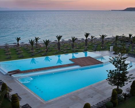 The Ixian Grand & All Suites